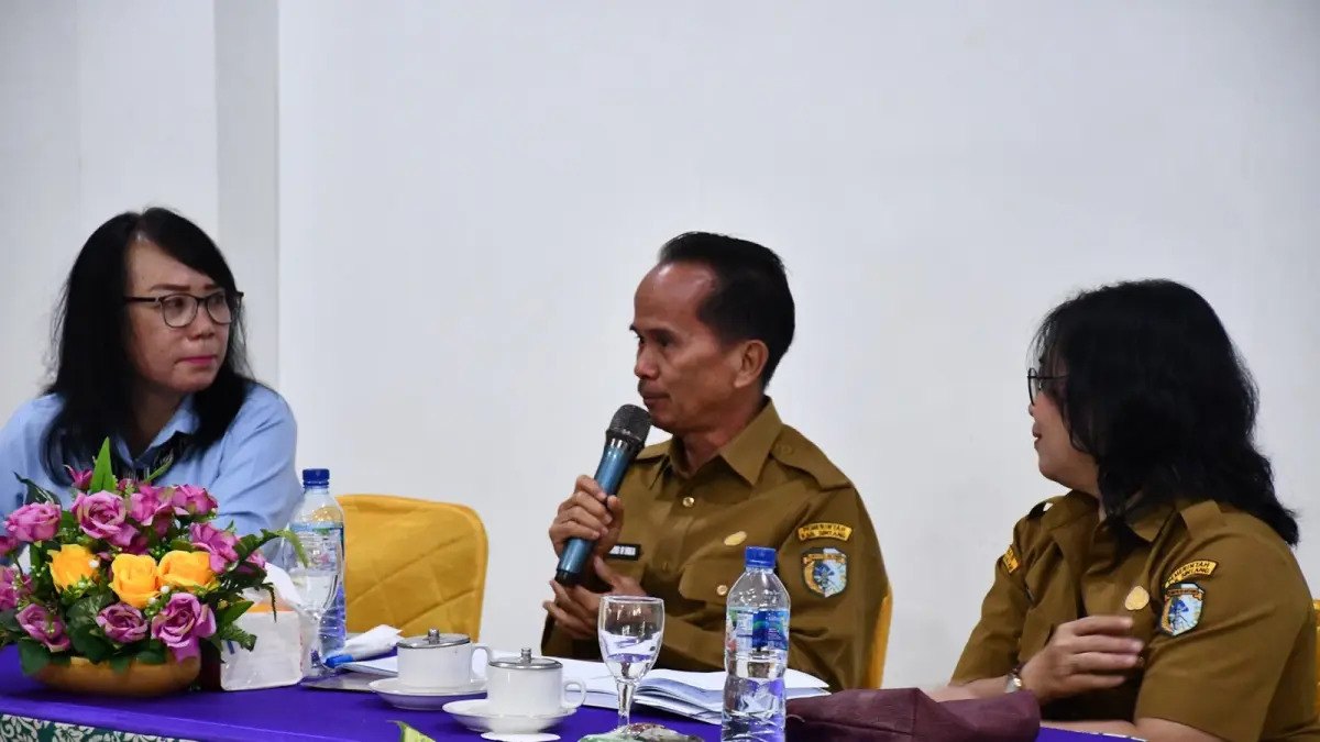 Bupati Sintang Dukung Mahasiswa Keperawatan Siap Bersaing & Berpeluang Kerja di Dalam dan Luar Negeri