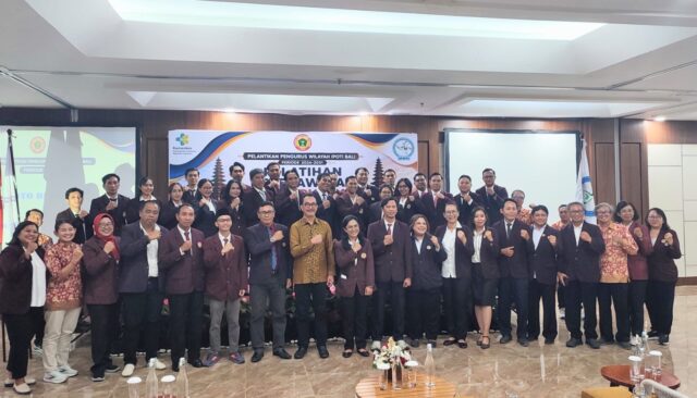 Ni Luh Putu Sri Wirayuni Lantik PW IPOTI Bali: Jaga Soliditas, Tingkatkan Kompetensi & Berkontribusi