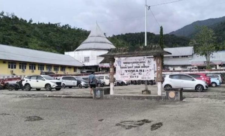 Keluarga Pasien Pukul Dokter & Perawat RSUD Yowari, Sudah Buat Laporan Ke Polisi