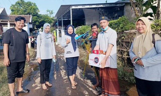 DPK PPNI Sukodono Peduli Masyarakat Terdampak Banjir di Kutorenon Melalui Aksi Sosial